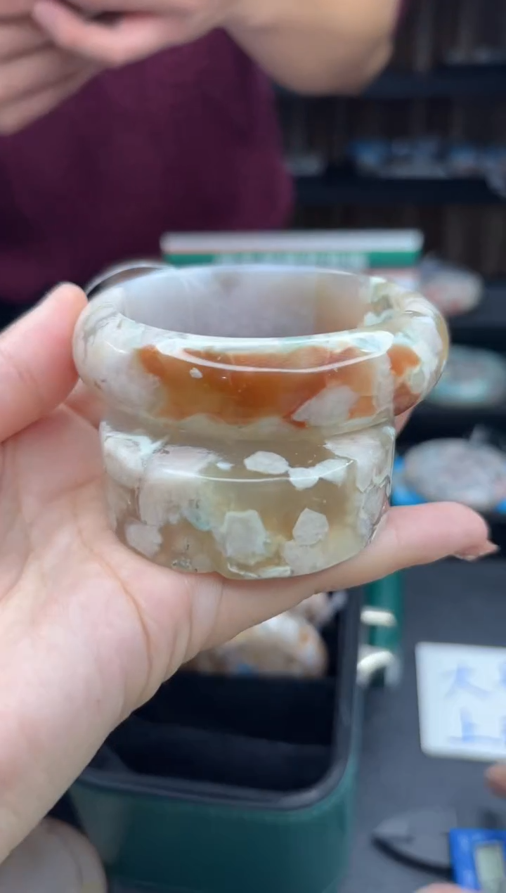 【闪购商品】石英质玉手镯未镶嵌1055（59圈赠送镯心）