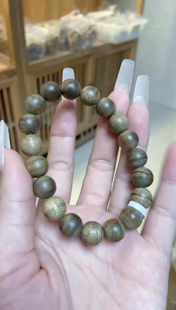 【闪购商品】沉香手串文莱圆珠单圈1.1多样性发其一