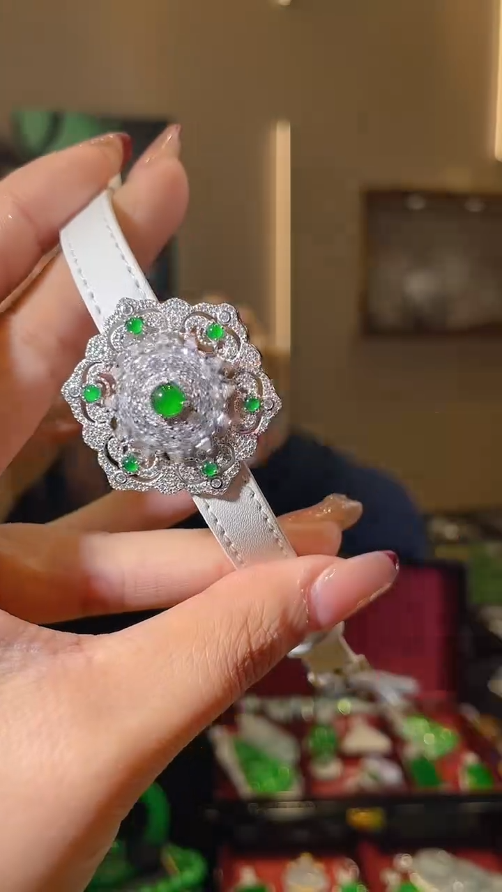 【闪购商品】翡翠手链未镶嵌天然翡翠A货