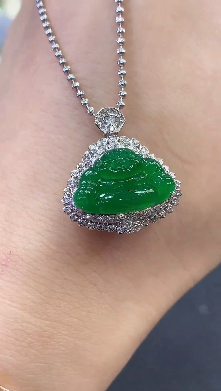 【闪购商品】翡翠吊坠(不含链)18K金镶嵌 C37