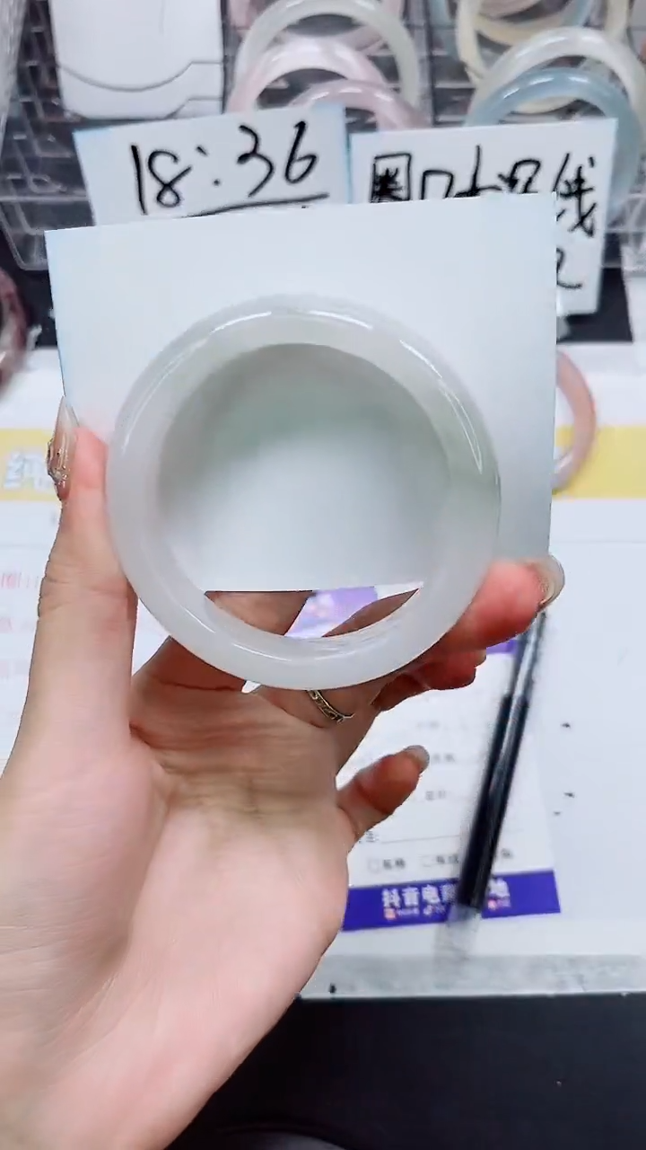 【闪购商品】石英质玉手镯未镶嵌A351-55/56