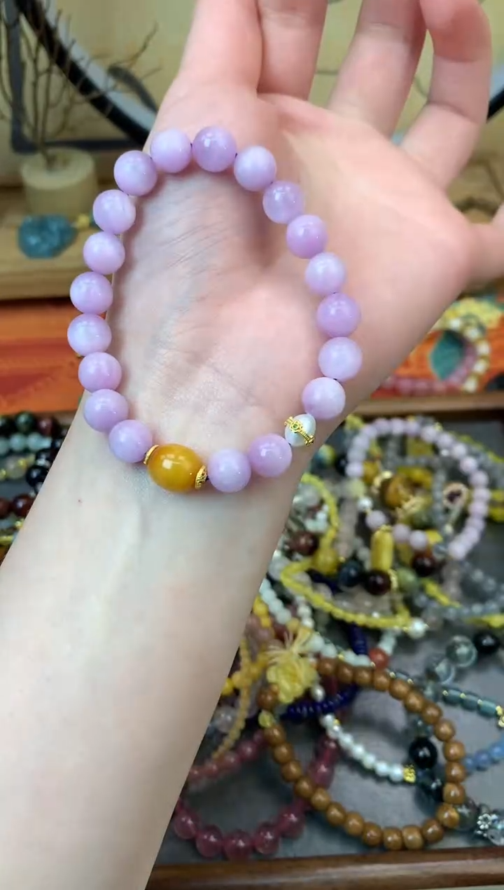 【闪购商品】锂辉石手串未镶嵌277