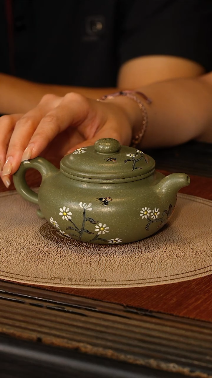 茶壶紫砂宜兴紫砂LHQ 豆青 仿古