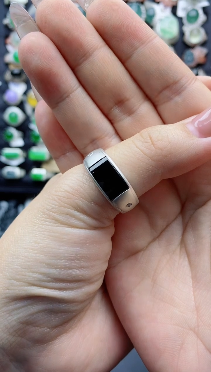 【闪购商品】翡翠戒指银S925镶嵌天然翡翠男戒