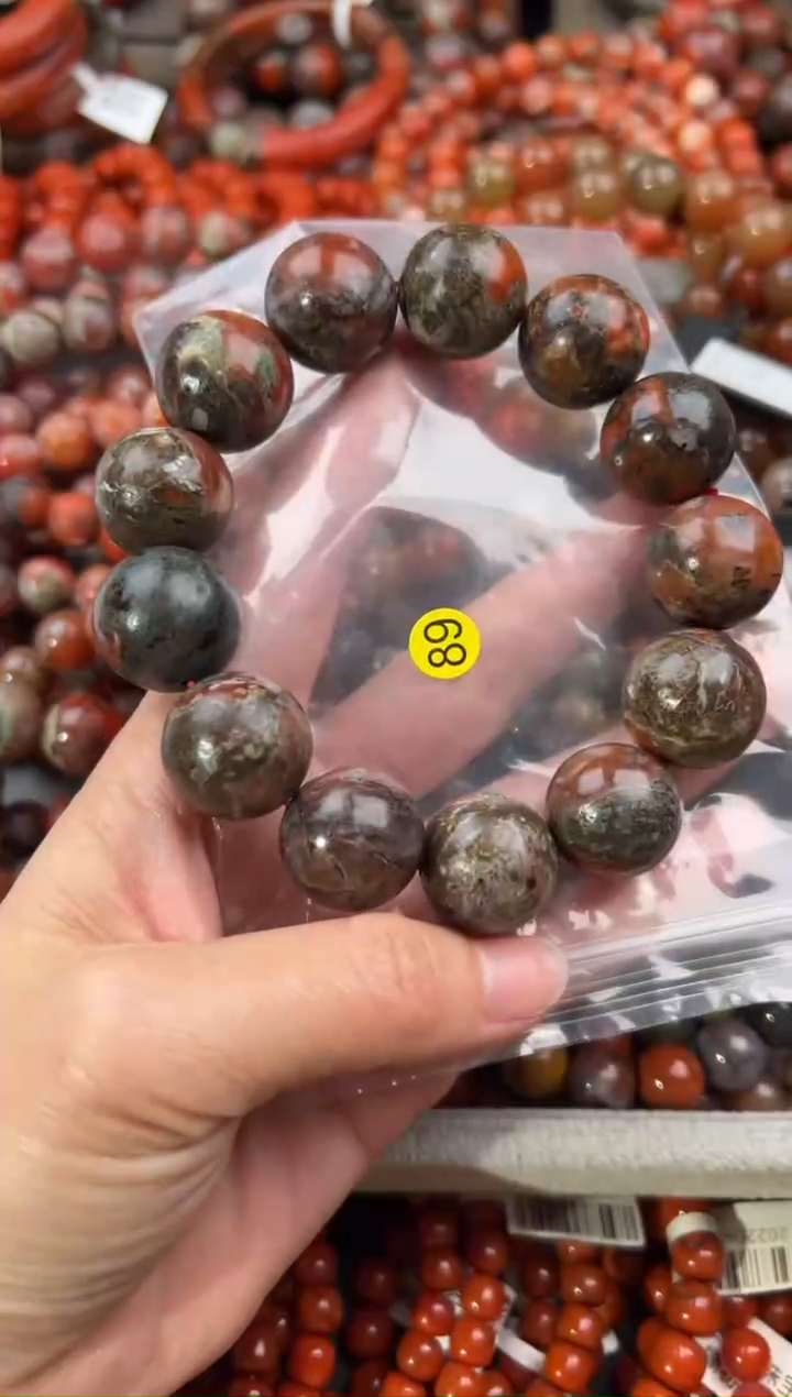 南红玛瑙手串未镶嵌19+