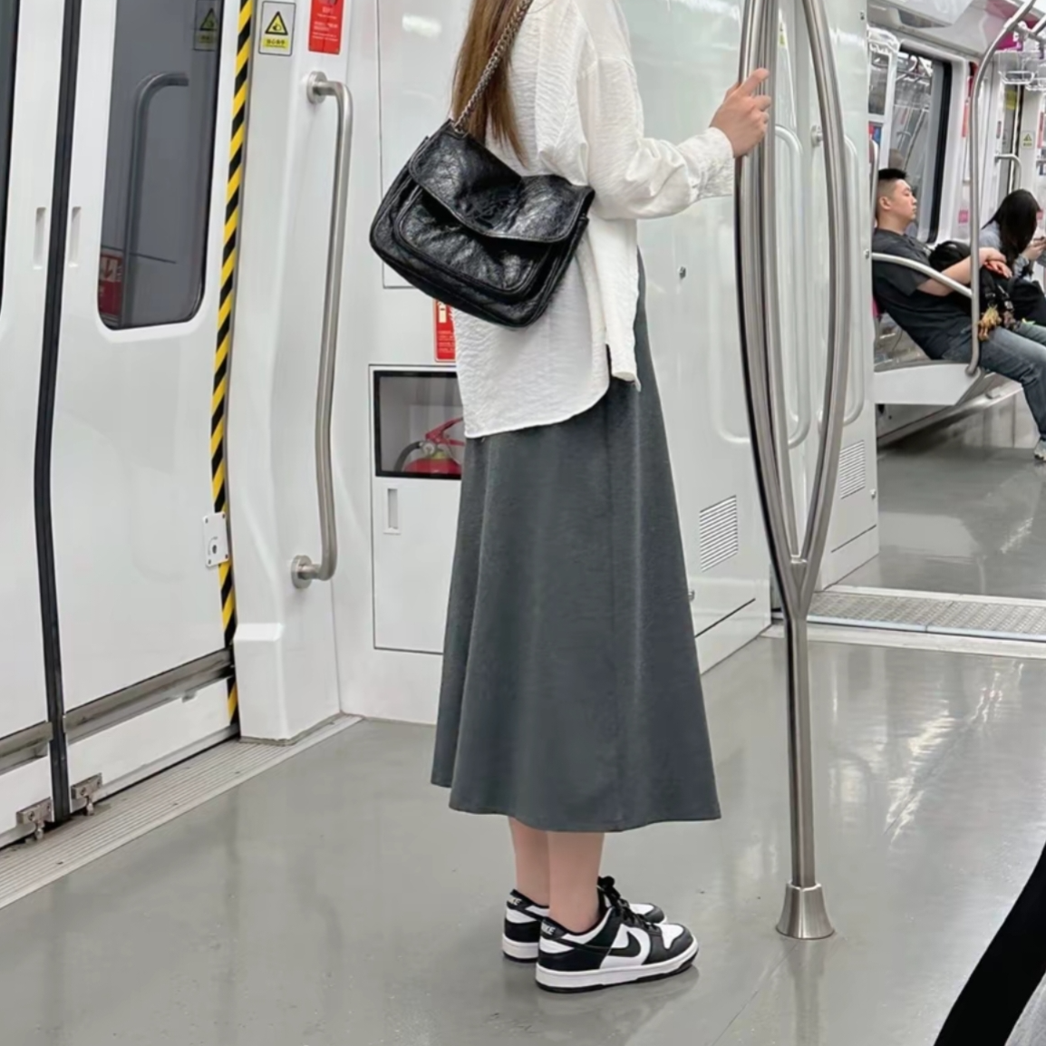 2025流浪包新款高级时尚百搭气质复古单肩斜挎女包