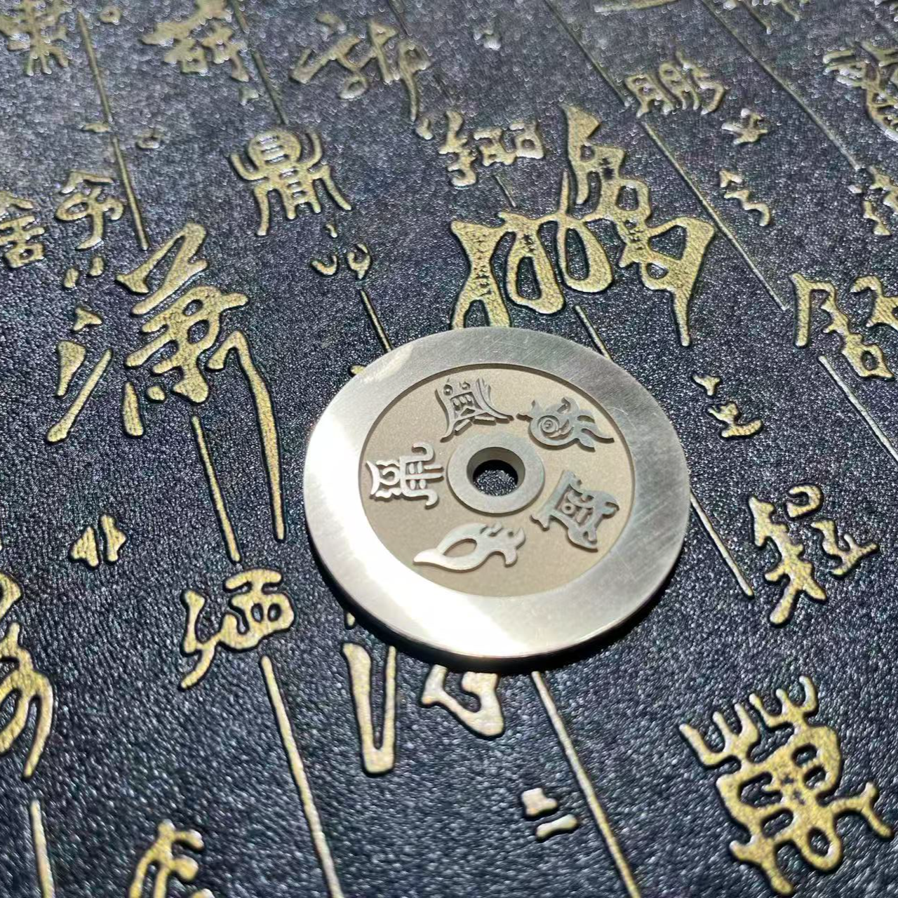 现代仿制工艺品五岳真型图雕母