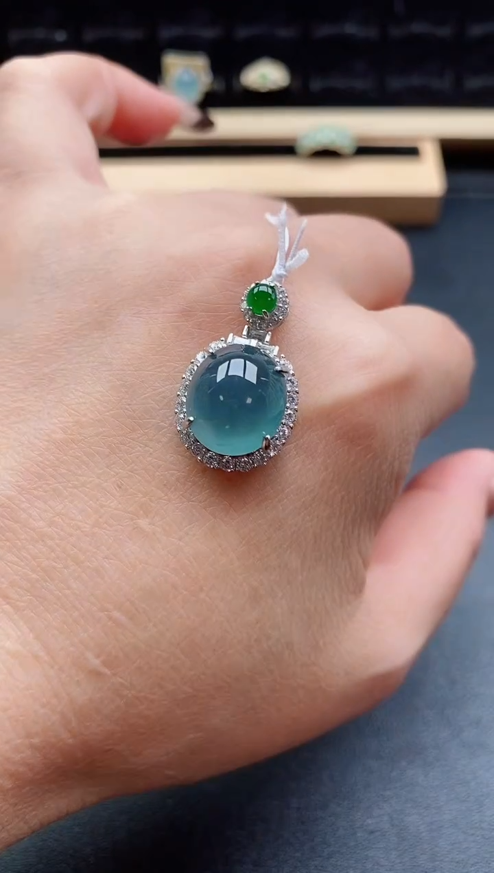 吊坠(赠链)银S925镶嵌翡翠1