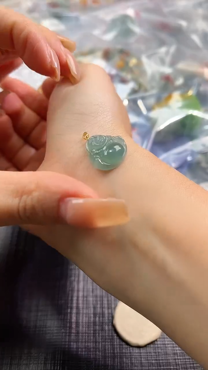 【闪购商品】翡翠颈饰未镶嵌100639273