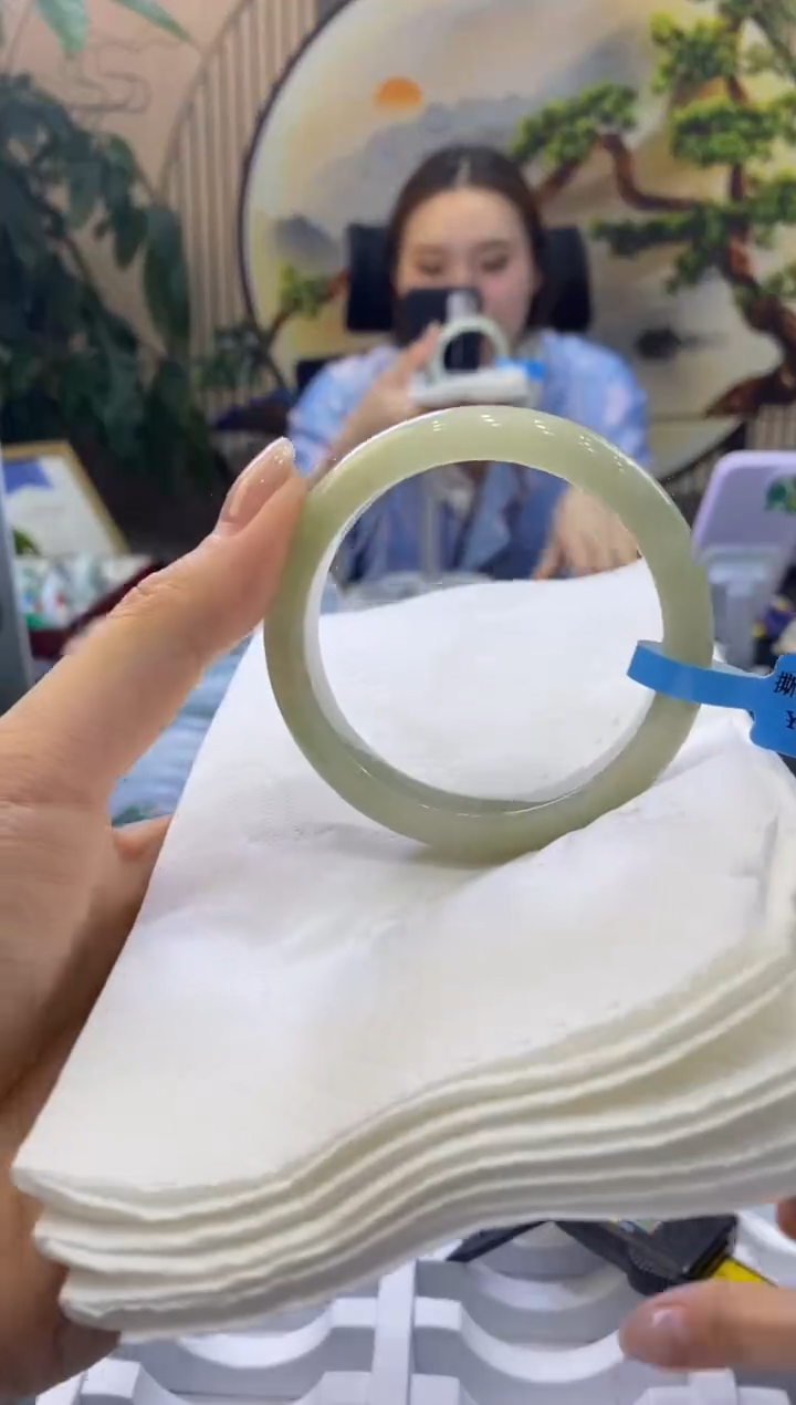 翡翠手镯未镶嵌00008626