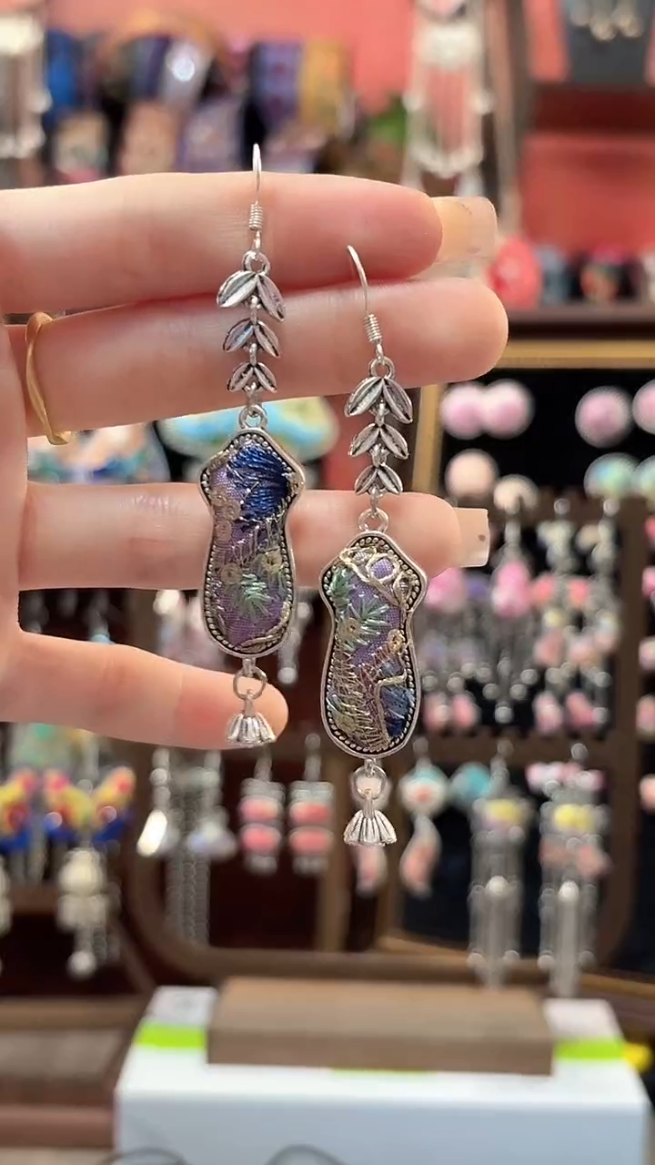 织绣J****u 云织谣民族风精美饰品   296