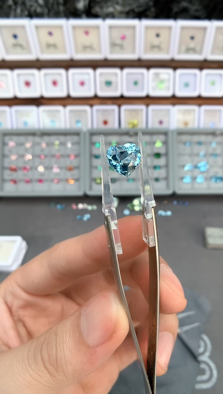【闪购商品】定制海蓝宝石裸石未镶嵌4.75ct