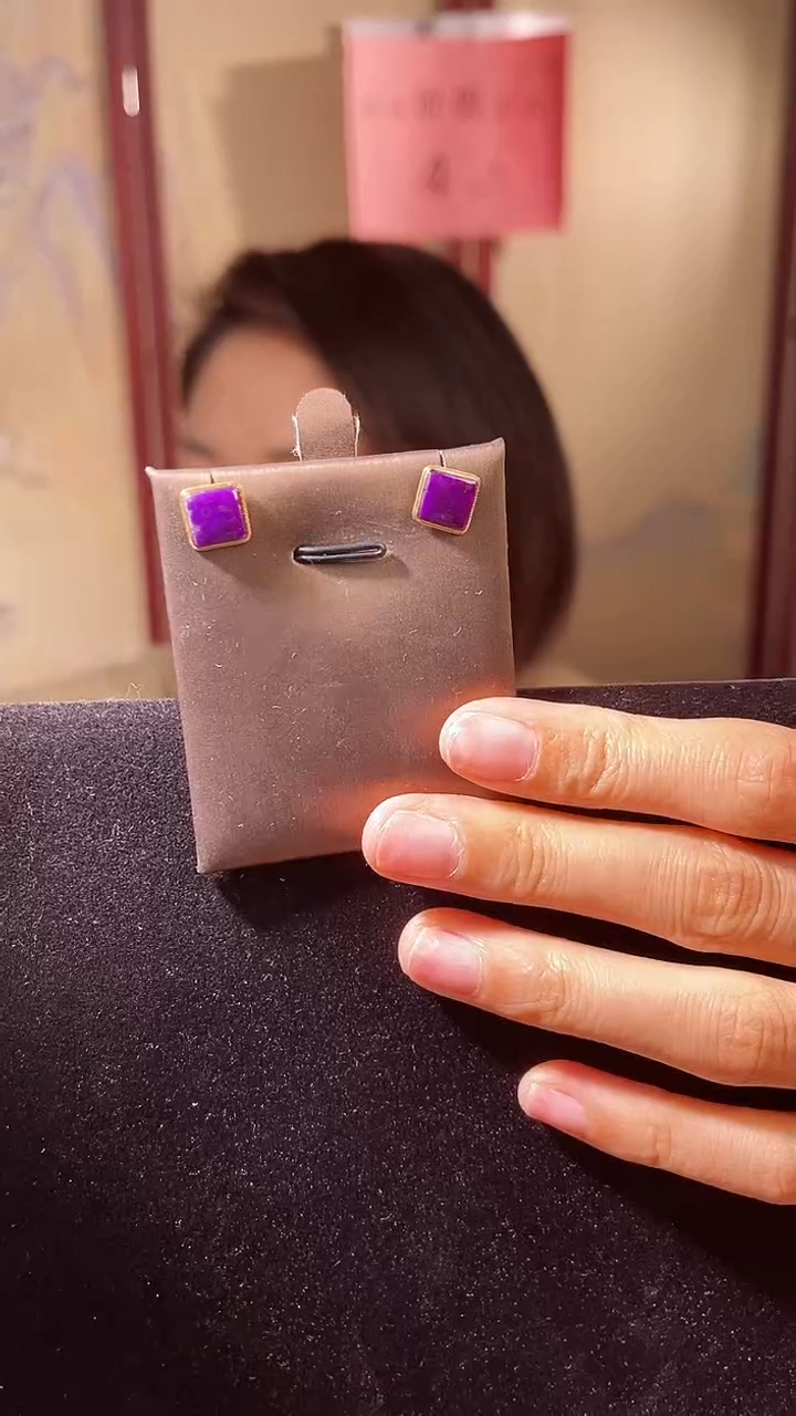 【闪购商品】苏纪石（舒俱来）耳钉18K金镶嵌