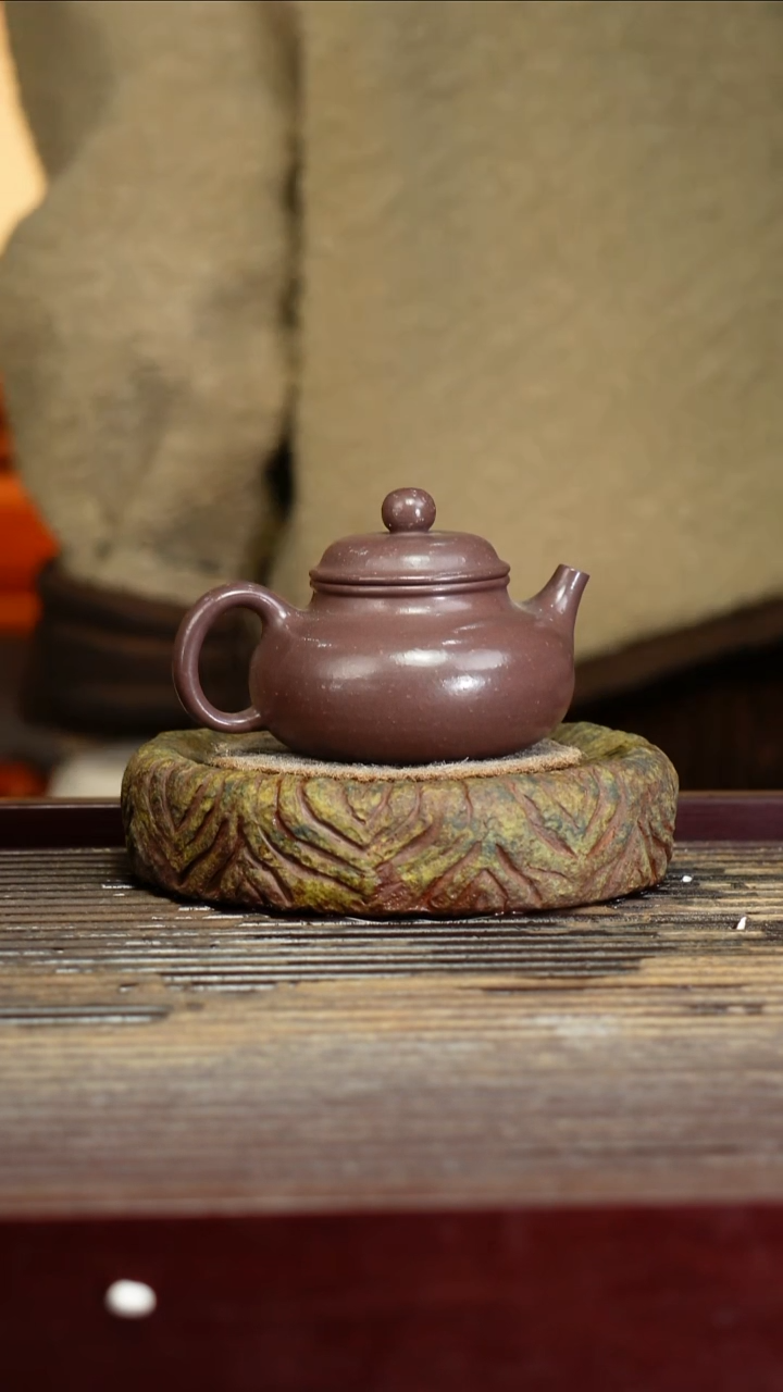 宜兴原矿紫砂壶茶壶宜兴原矿紫砂壶茶壶150C