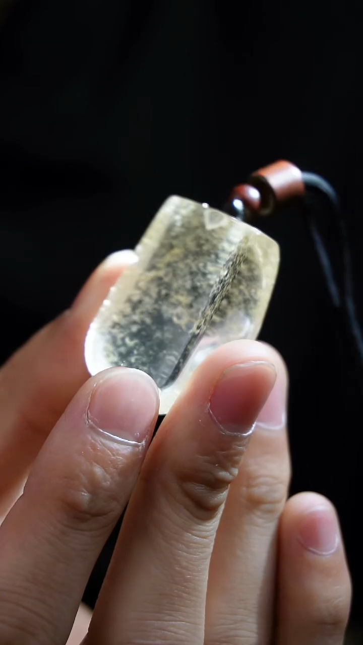 吊坠(赠链)未镶嵌水晶水晶