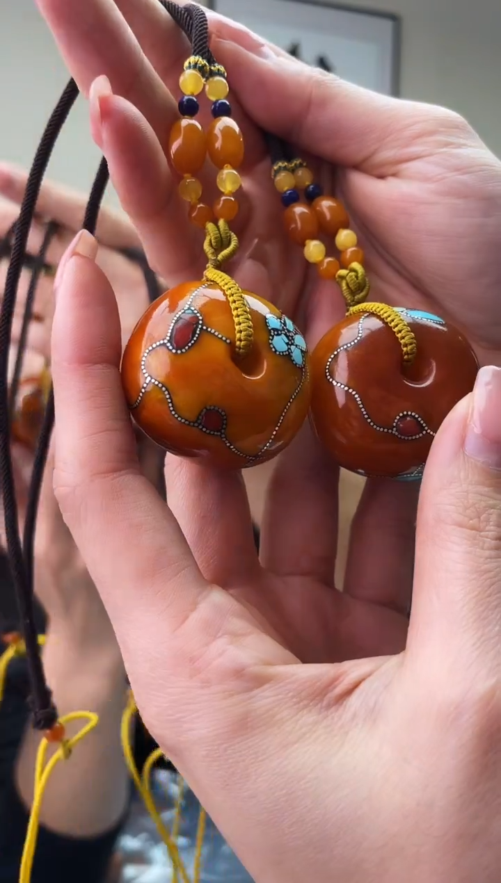 蜜蜡未镶嵌珠宝奇石T023假一罚十多样性发其一