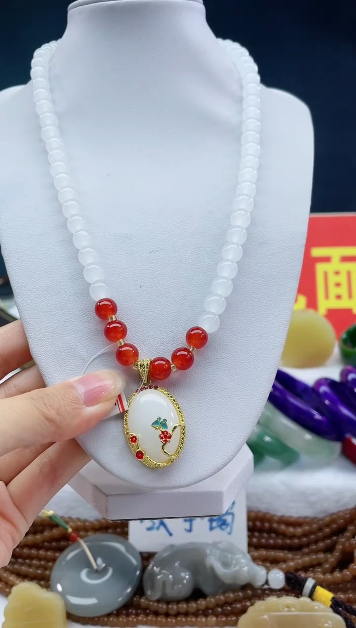 【闪购商品】玛瑙/玉髓颈饰合金9