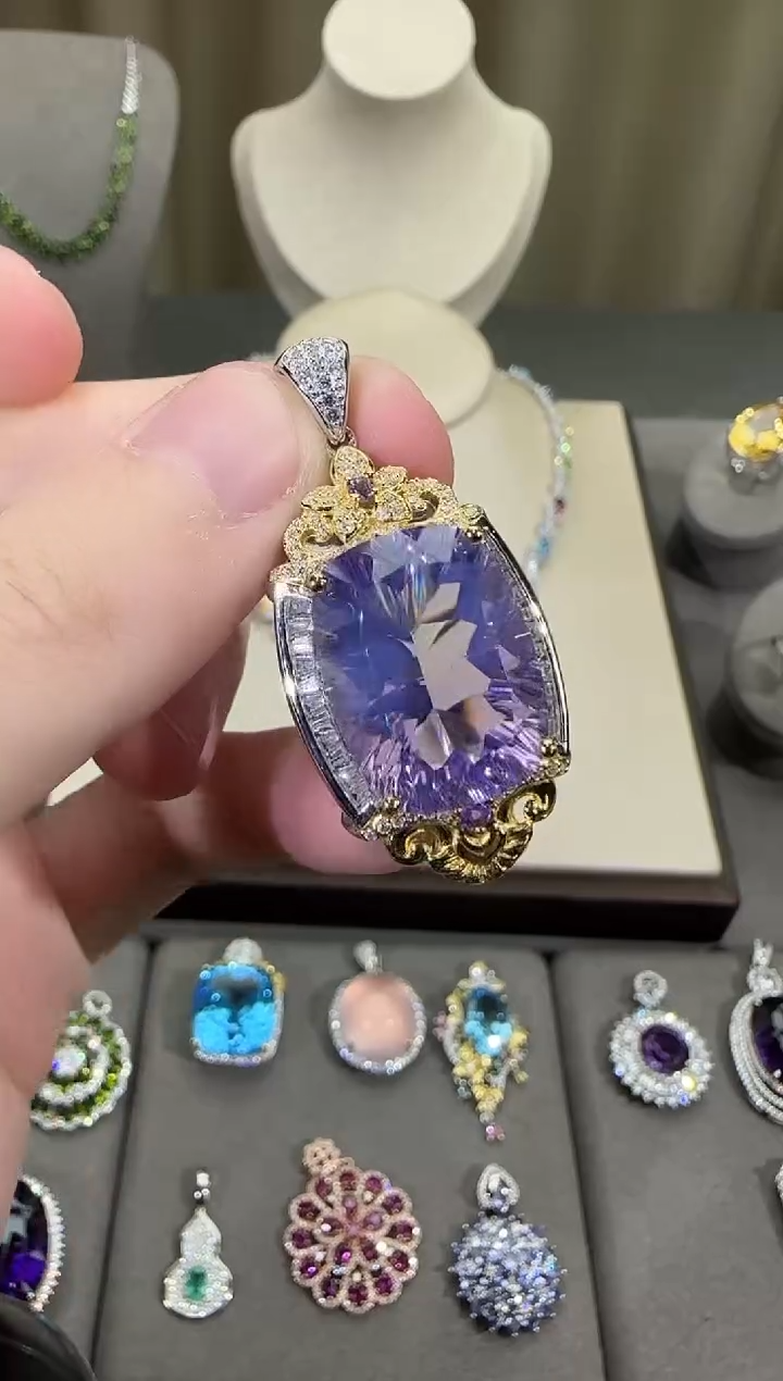 颈饰银S925镶嵌水晶15*20mm吊坠无事牌35ct薰衣草