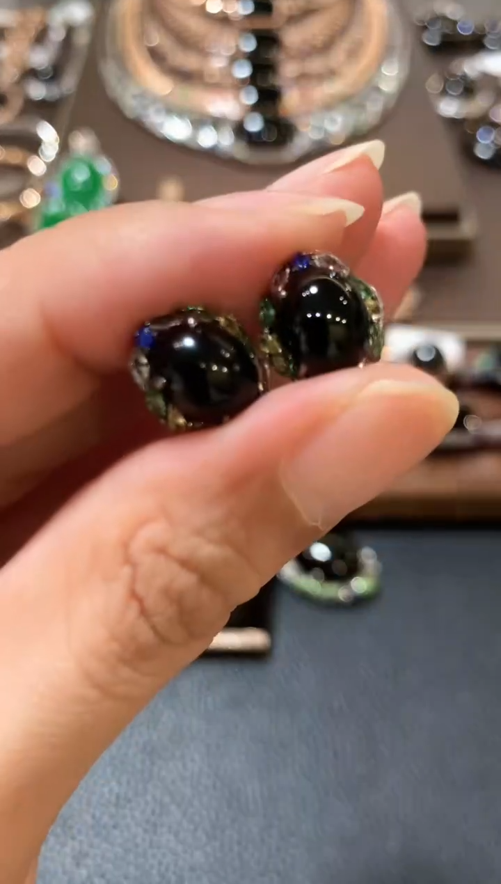 18K金镶嵌翡翠耳饰m175 