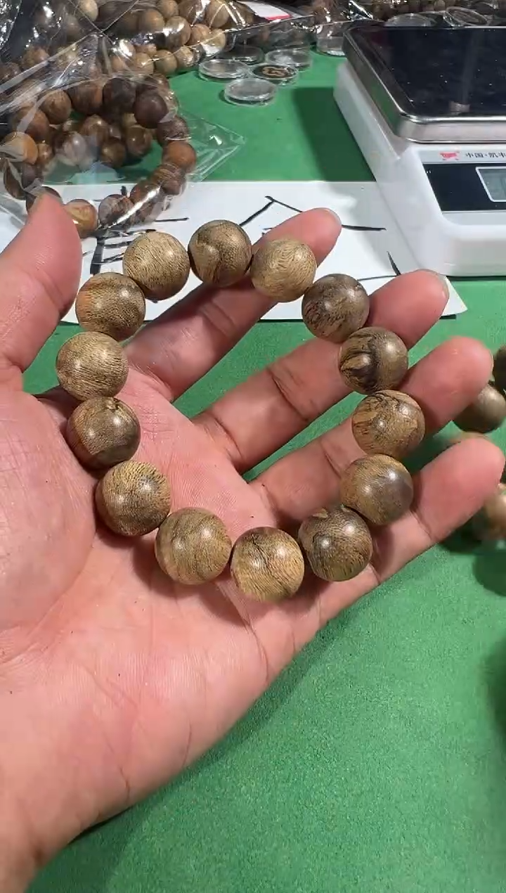 【闪购商品】沉香手串88号1.6+25克柬埔寨多样性发一