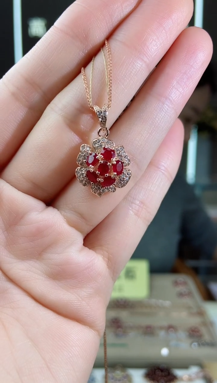 【闪购商品】红宝石颈饰银S925镶嵌颈饰