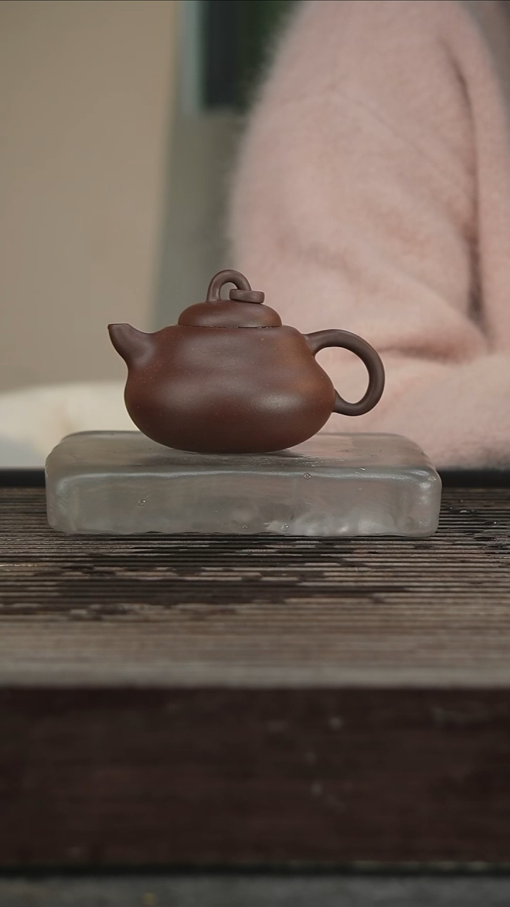 茶壶紫砂55号180CC