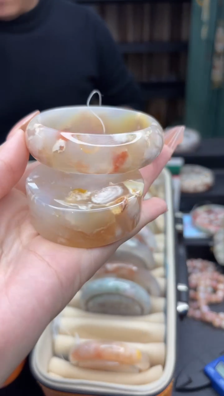 【闪购商品】石英质玉手镯未镶嵌761（55圈赠送镯心）