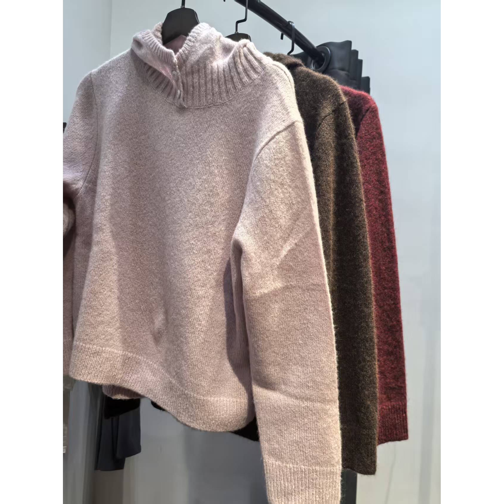 羊绒拉毛纱连帽套衫女款