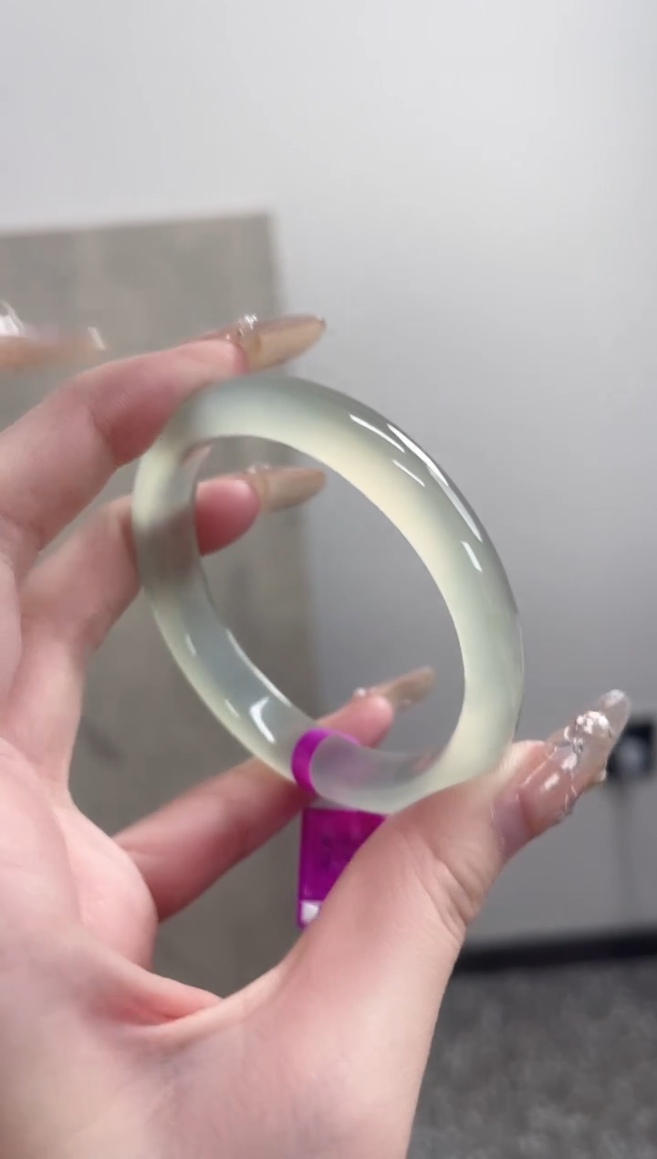 【闪购商品】玛瑙/玉髓手镯未镶嵌56-57圈需要包容