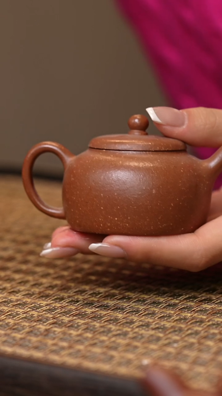 茶壶紫砂黄降坡 