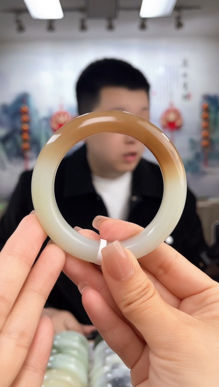 【闪购商品】和田玉手镯未镶嵌54-55圈口4251