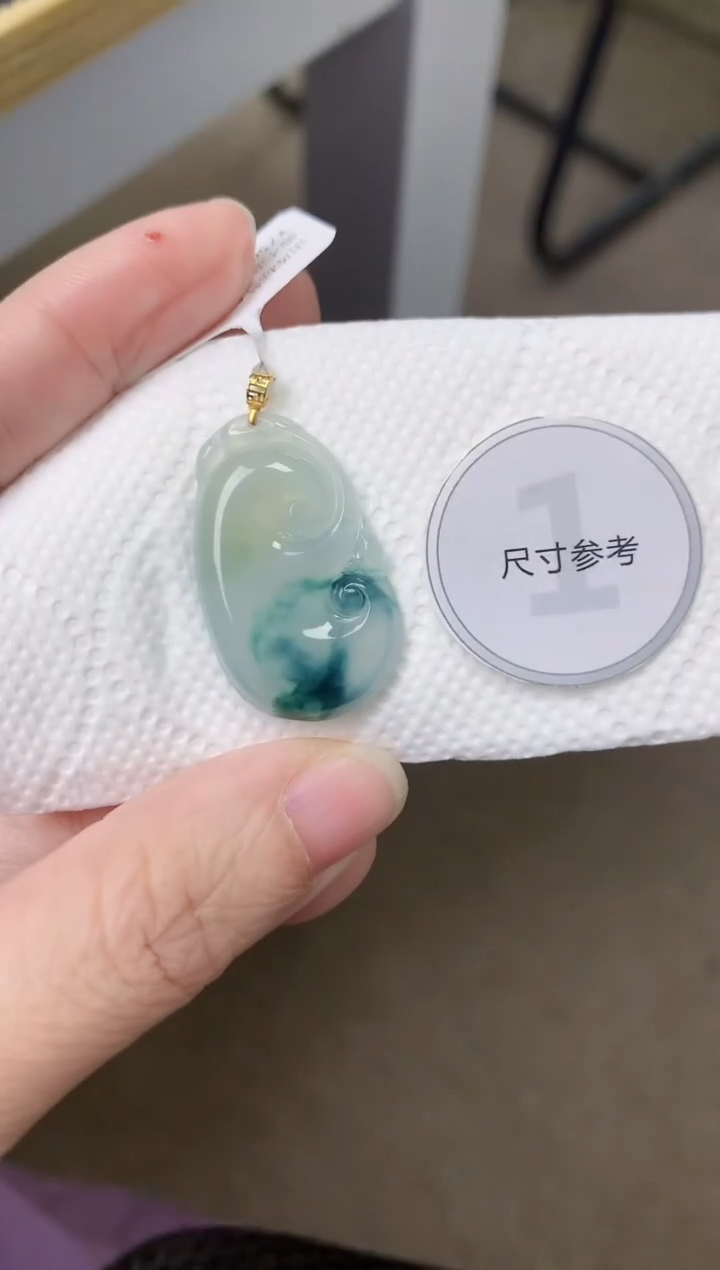 颈饰18K金镶嵌翡翠天然缅甸A货翡翠