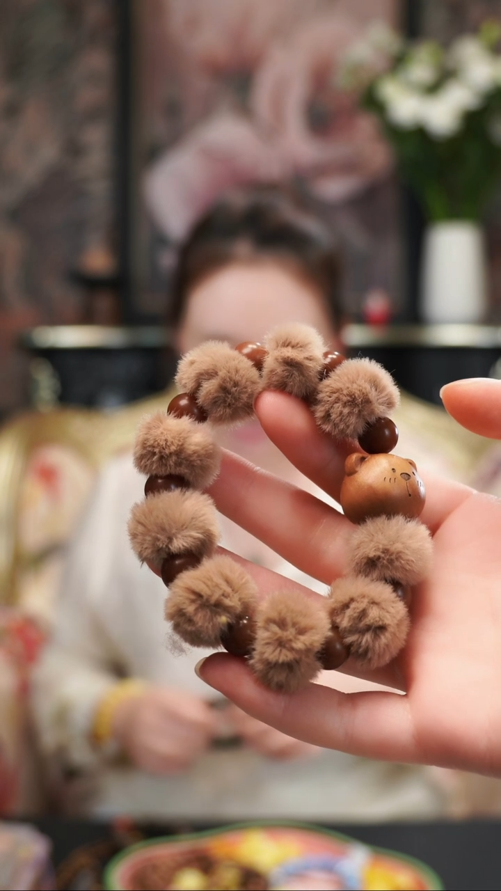 颈饰未镶嵌和田玉?*?手串