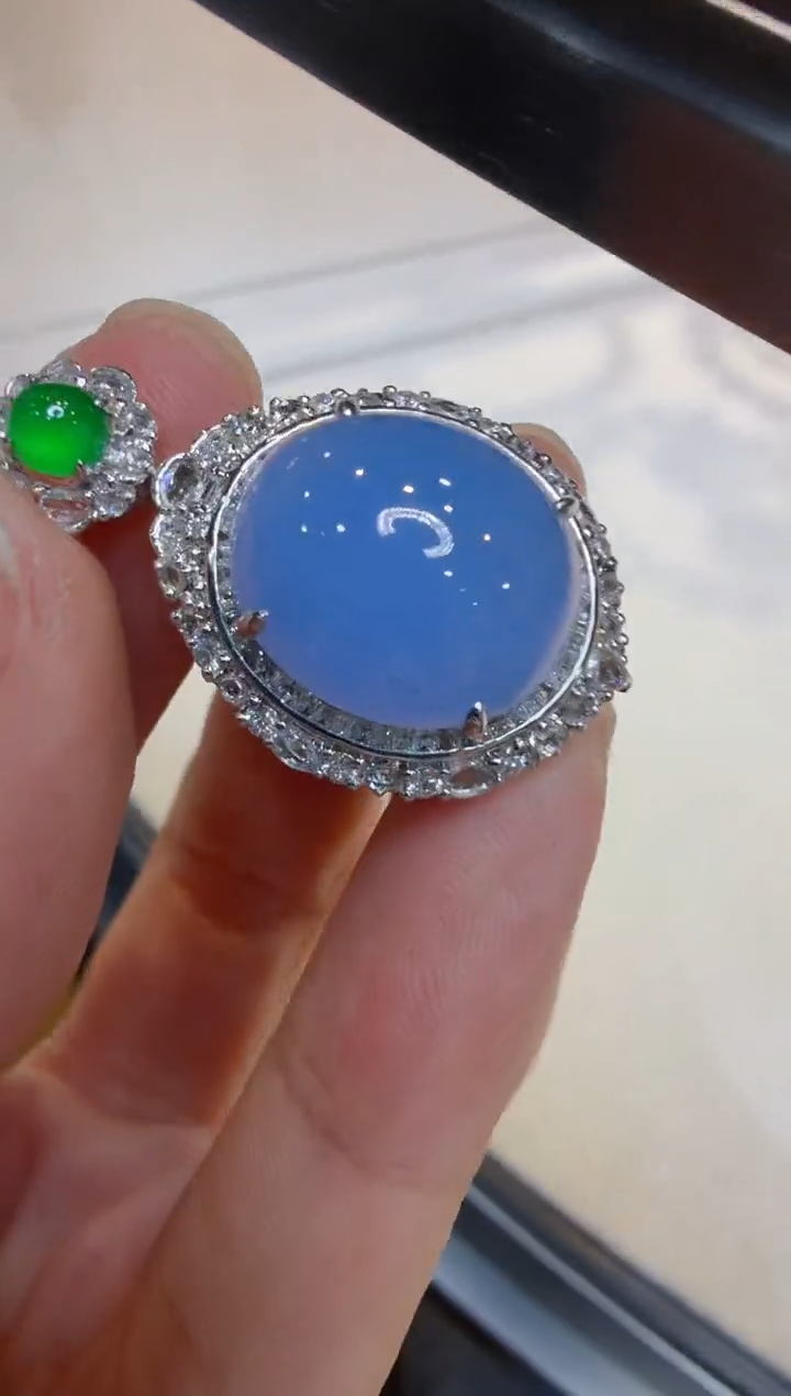 吊坠(不含链)18K金镶嵌翡翠多样性团购发一件