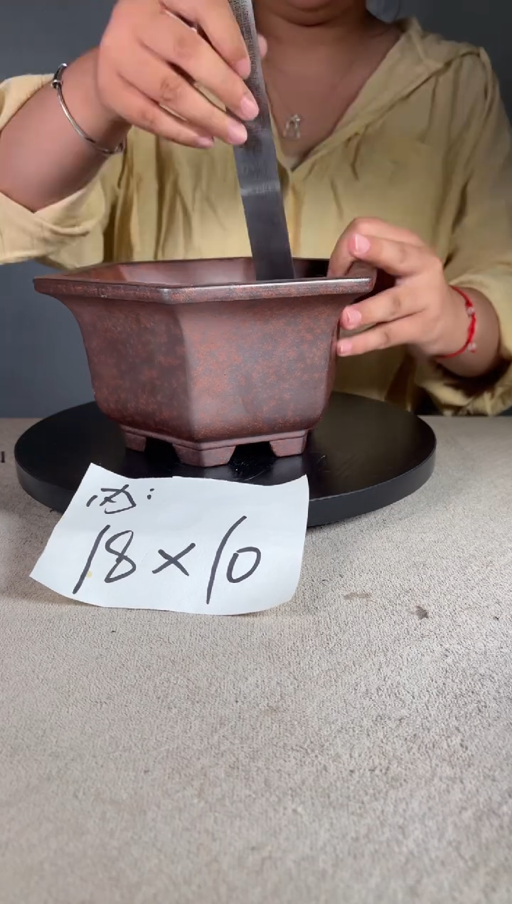宜兴紫砂花盆小盆