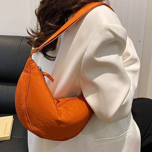 韩系时尚单间运动休闲百搭简约学生女包网红洋气夏季小众小包包