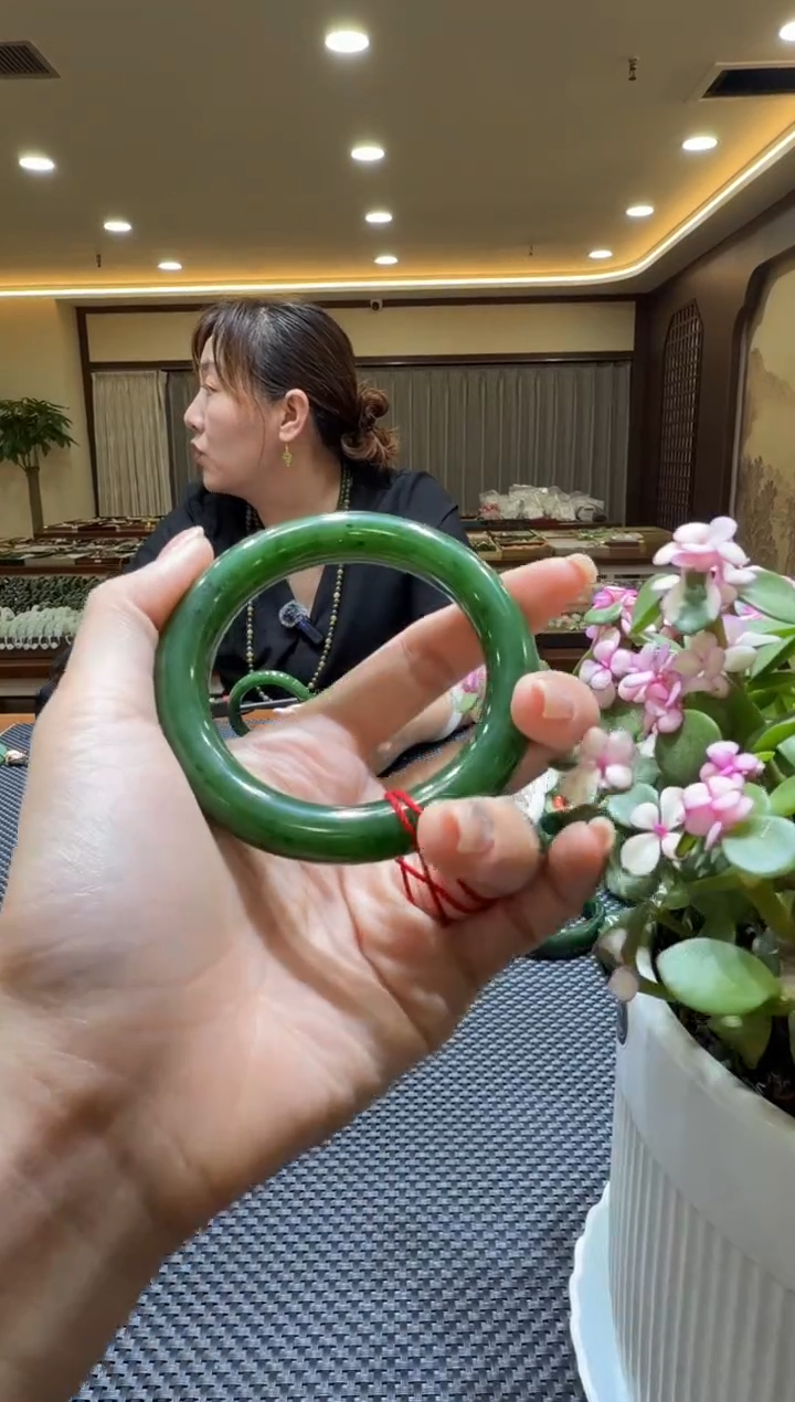 颈饰未镶嵌和田玉手镯57