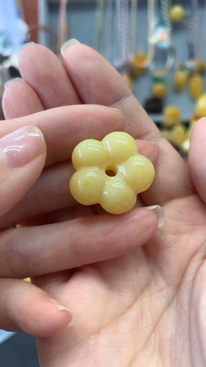 【闪购商品】琥珀珠宝奇石未镶嵌85