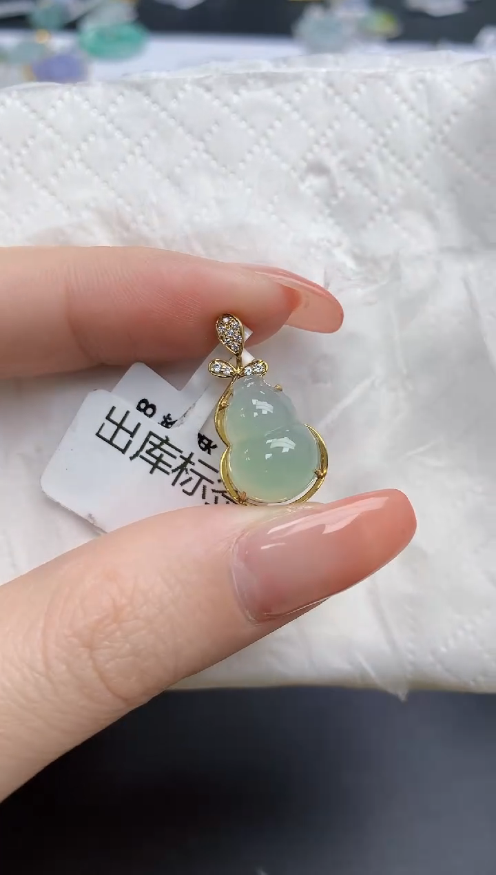 【闪购商品】翡翠颈饰18K金镶嵌天然缅甸翡翠A货