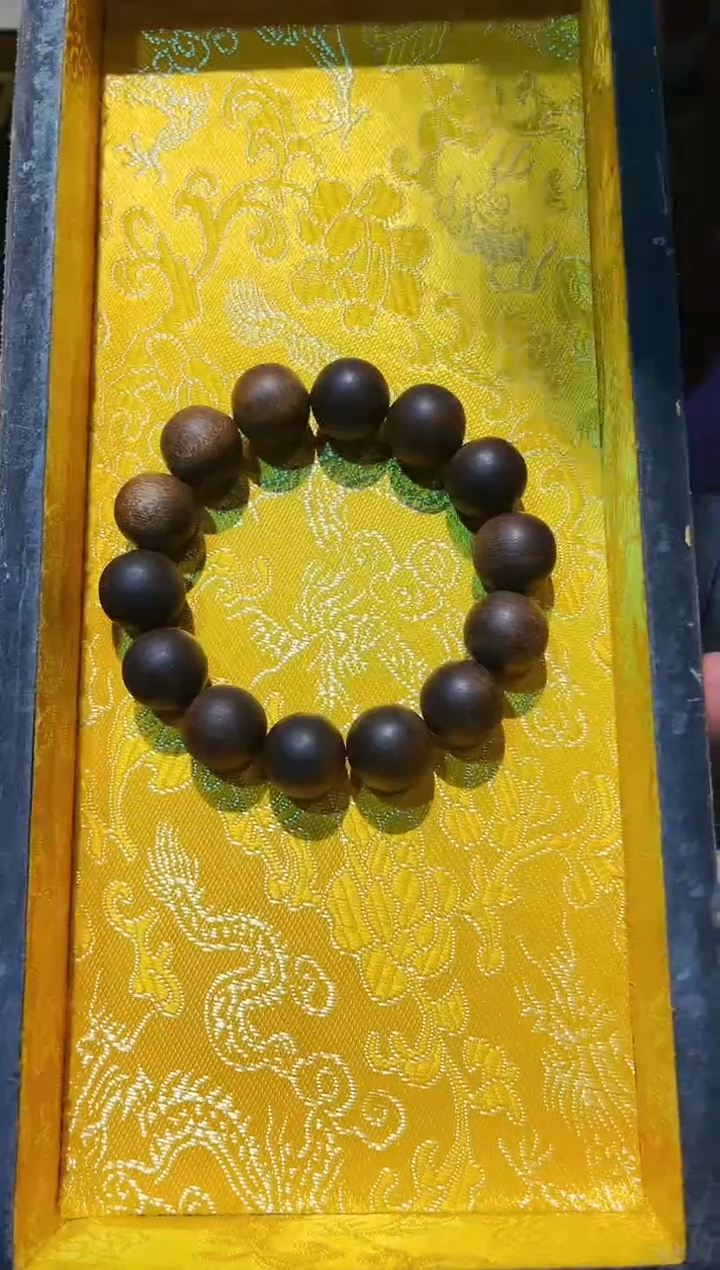 【闪购商品】沉香手串七七精品专属链接