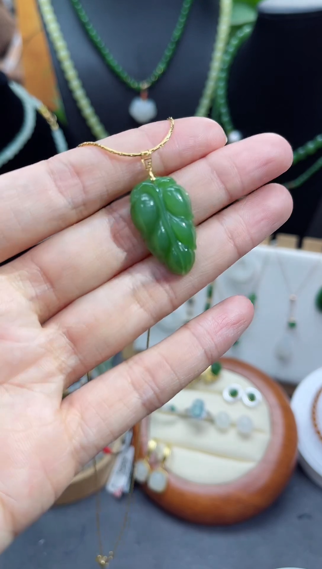 【闪购商品】和田玉吊坠18K金镶嵌OS