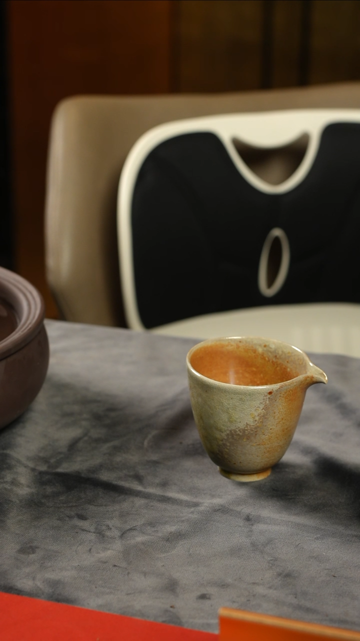 唯****璃【1383】柴烧大扩口杯LG0106（金蟾系列-肖春魁）