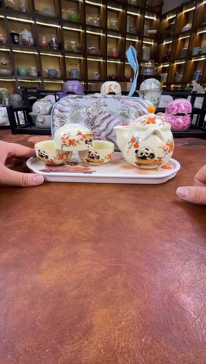 瓷片新款熊猫宝瓶旅行套装+熊猫盘
