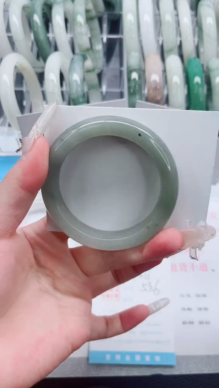 【闪购商品】石英质玉手镯未镶嵌A271-53.6