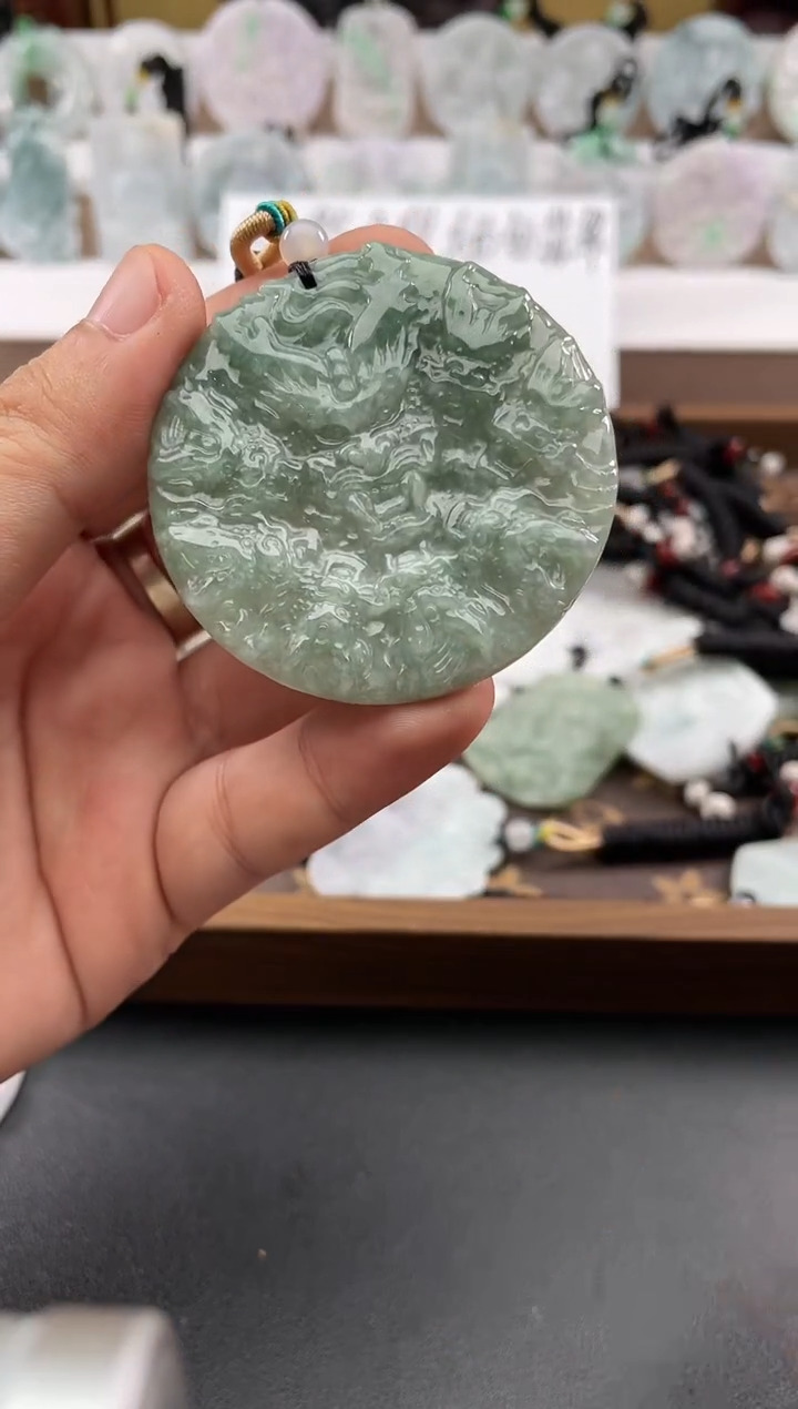 颈饰未镶嵌翡翠寒**夜25/12/10/.41