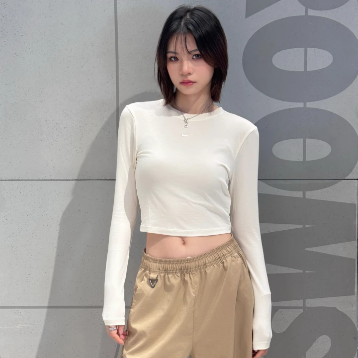 【滔搏联动】Nike耐克女子修身长袖上衣秋季针织打底衫HF5323-110