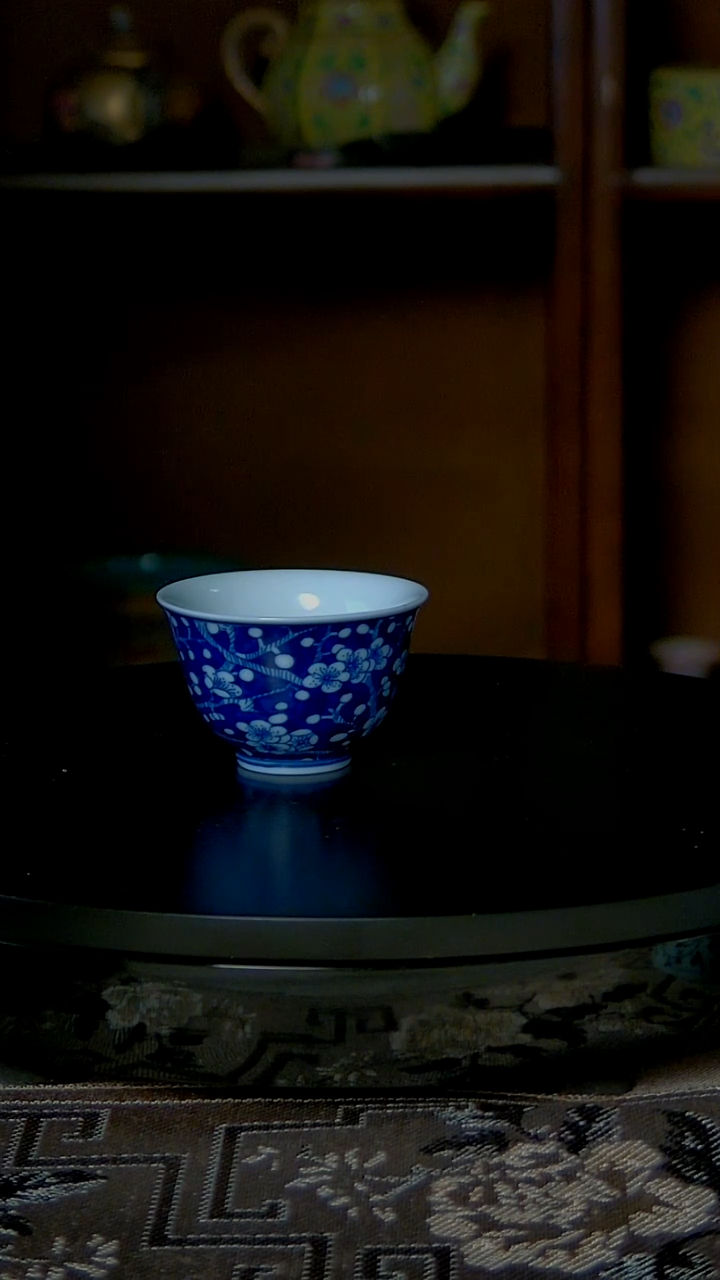 景德镇手工青花冰梅主人杯