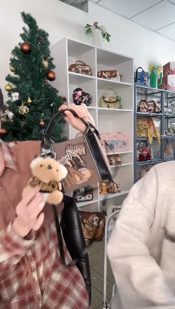 PU必灵手工潮包包