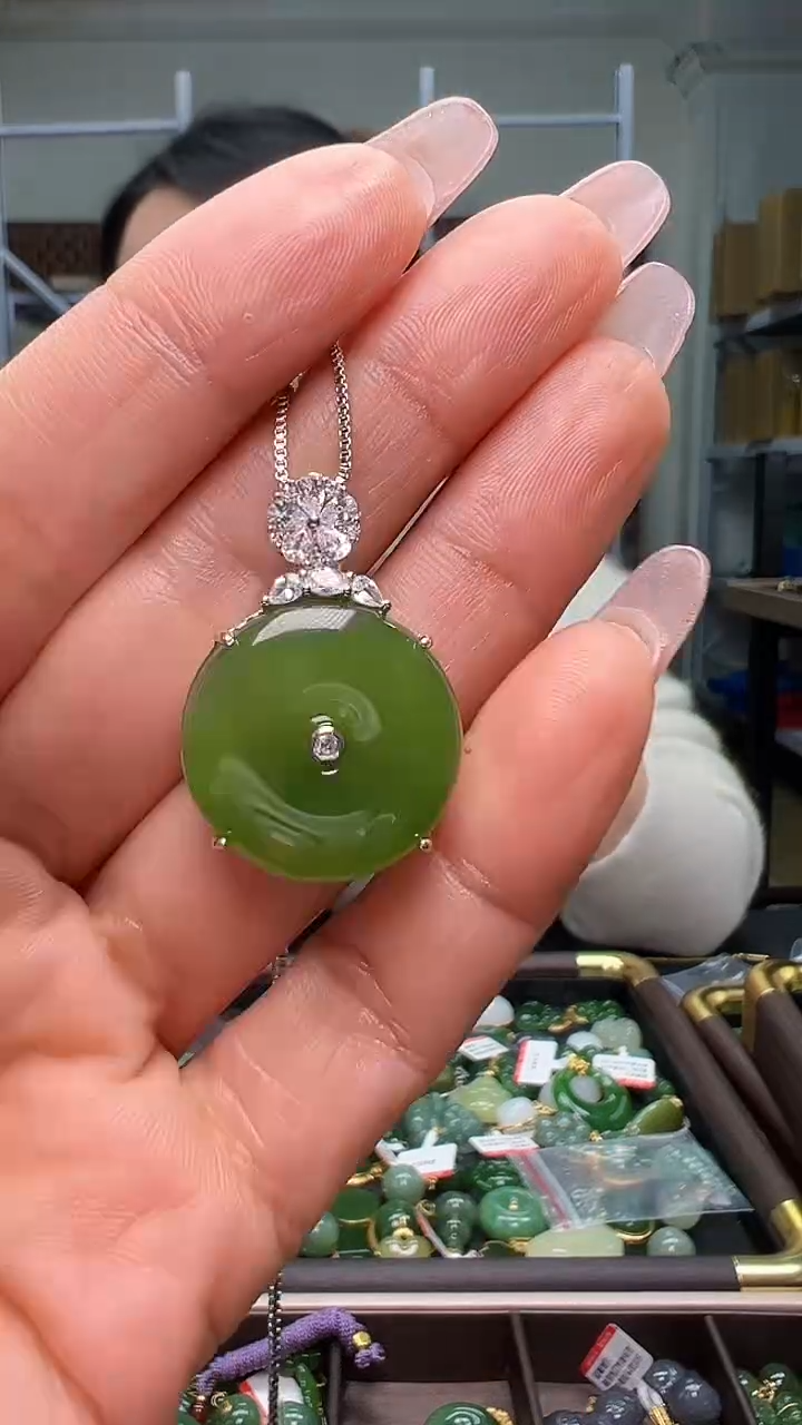 颈饰银S925镶嵌和田玉（多样性发货.发其一)12.25.95