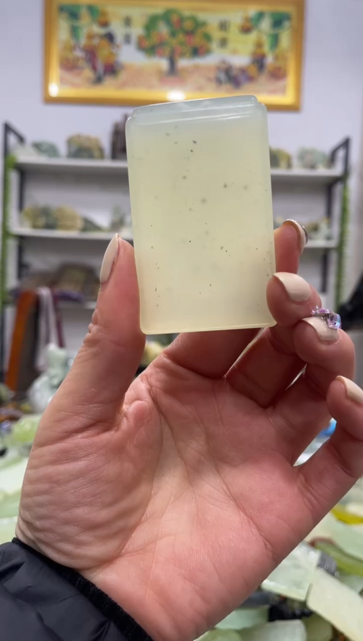 【闪购商品】岫玉吊坠未镶嵌            